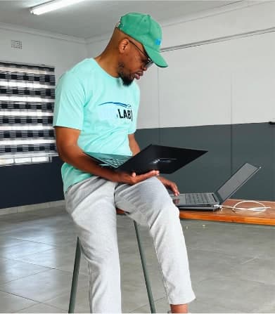 Remote support setup with laptops for project callout work